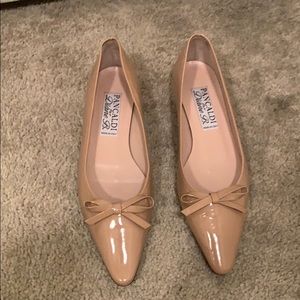Brand new cream patent leather flats